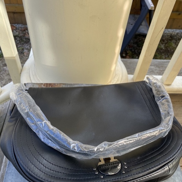 Black Longchamp Shoulder Bag - Picture 2 of 7